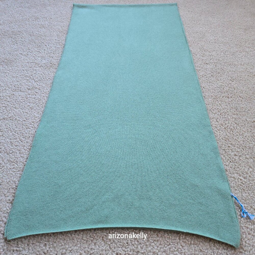 NWT Woolovers Cashmere Knit Scarf Sage Green - Picture 7 of 13